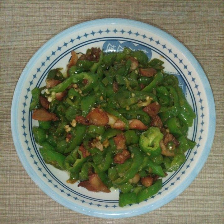 螺丝椒炒五花肉