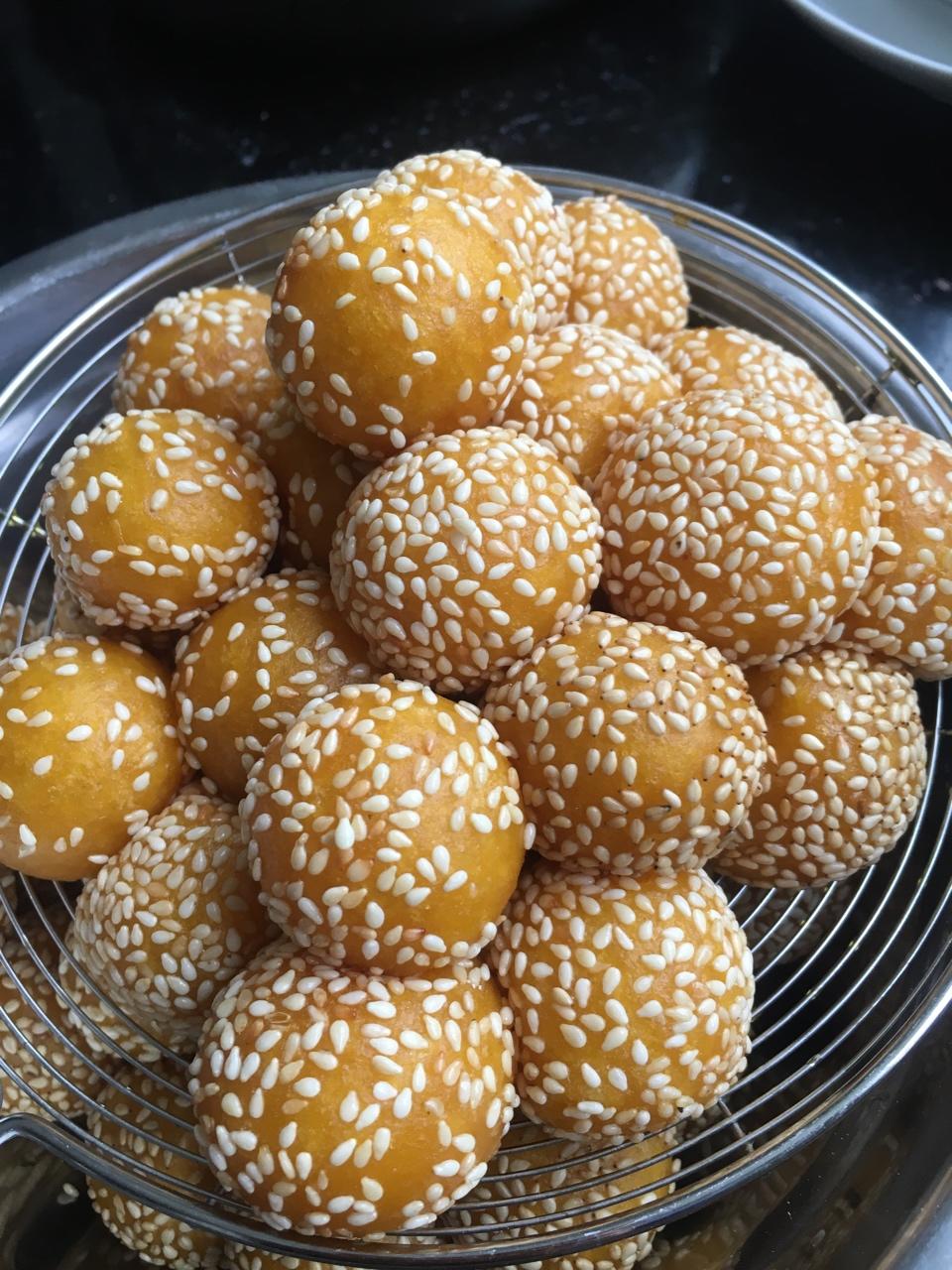 手机用户0020_m6p9做的芝麻山芋圆子