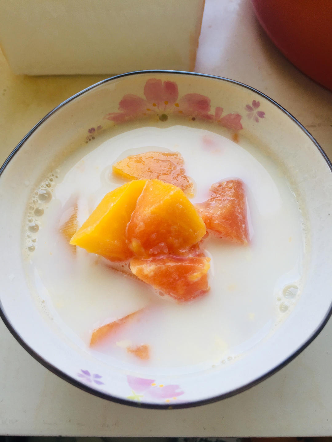 鲜奶炖木瓜