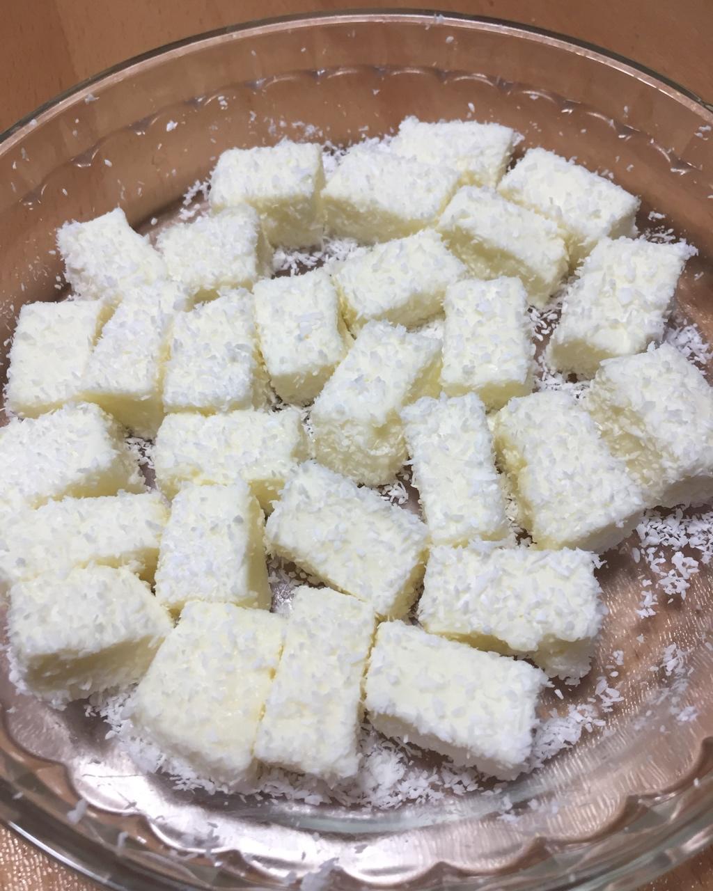 手机用户4280_ilcf做的椰蓉牛奶小方