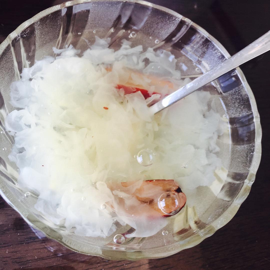 红枣银耳莲子羹（有出胶质、出胶，懒人的电压力锅版）