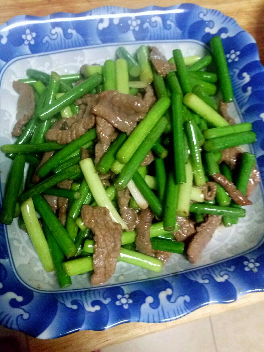蒜薹炒牛肉