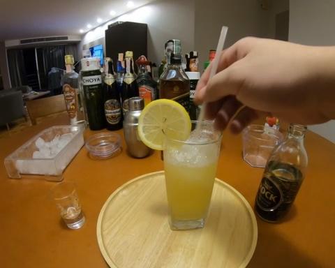 威士忌沙瓦 Whisky Sour 的做法步骤图 尔东日天 下厨房