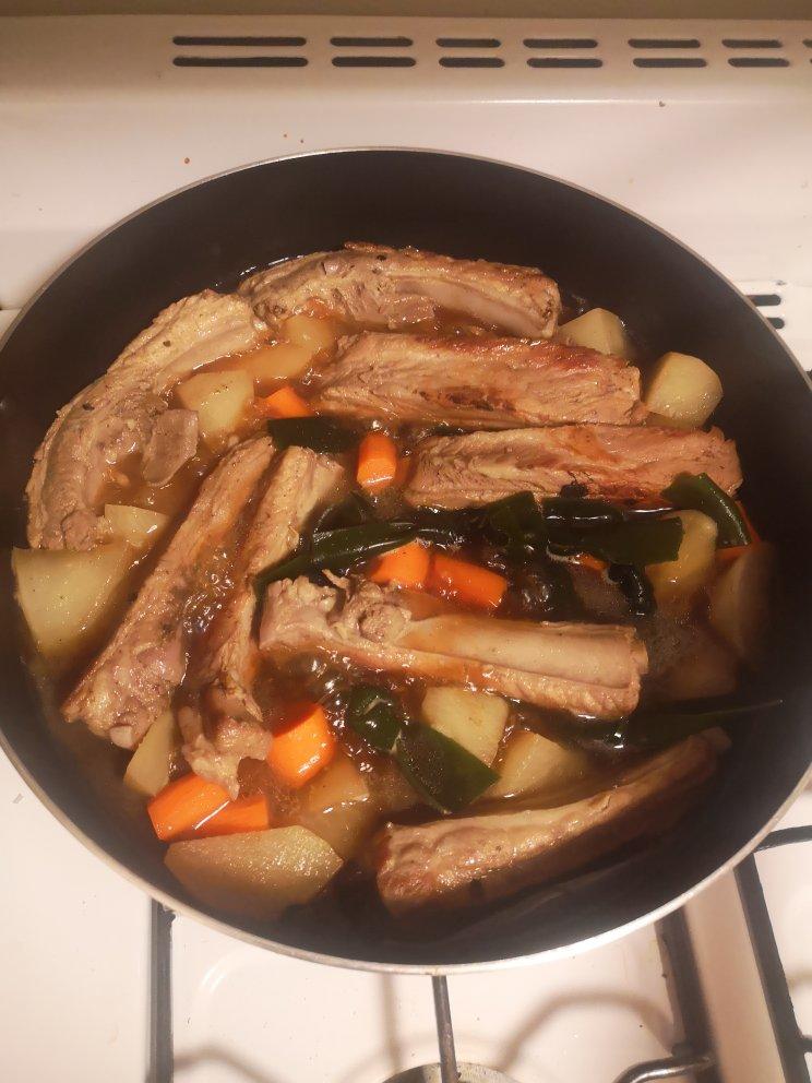 海带萝卜排骨汤