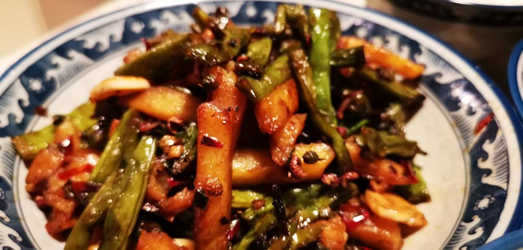 豆角烧土豆