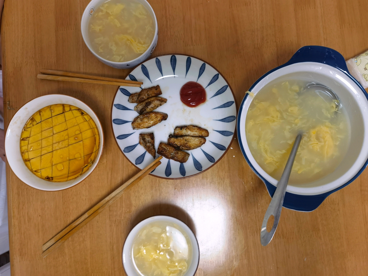 河南传统鸡蛋面汤
