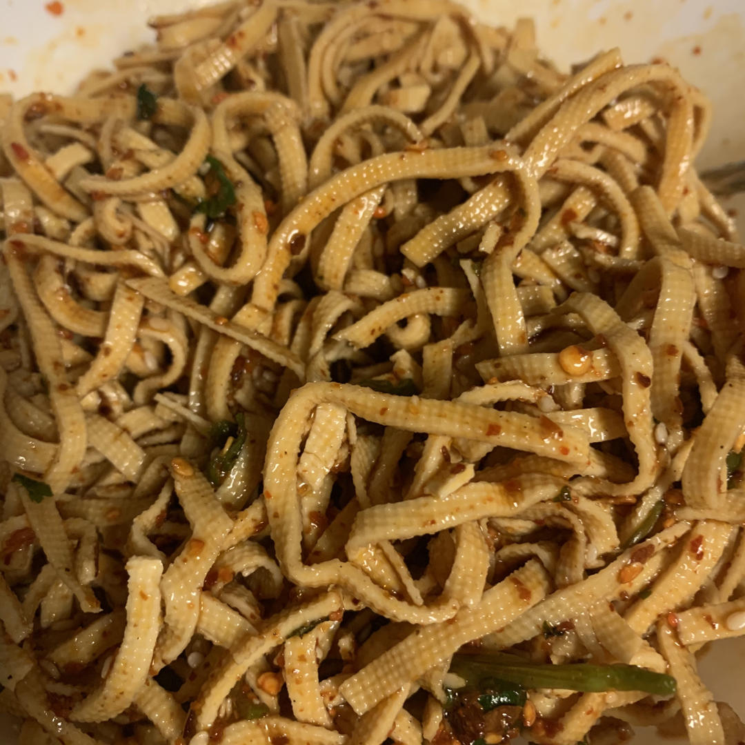 ‼️比辣条还好吃百倍〰️香辣豆皮✅零厨艺