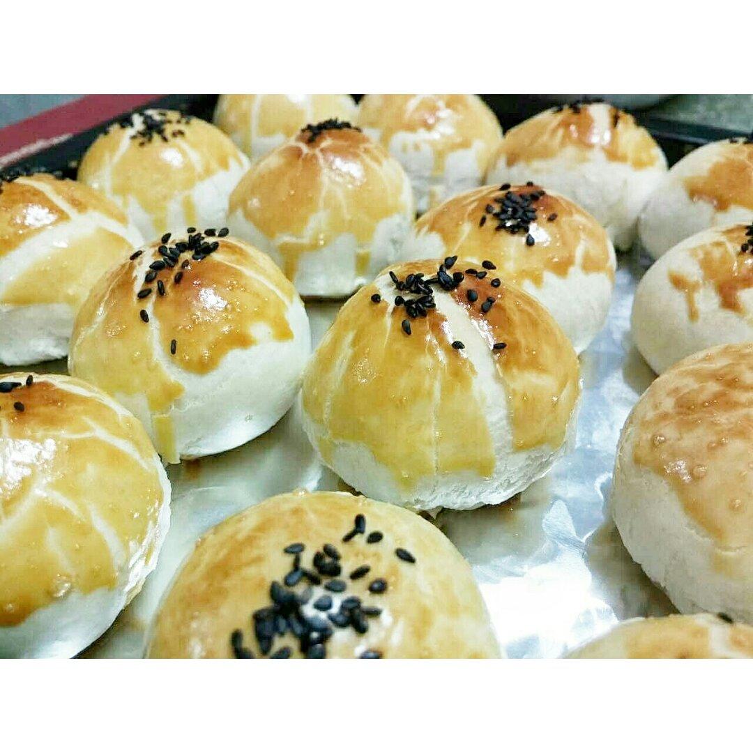 蛋黄酥