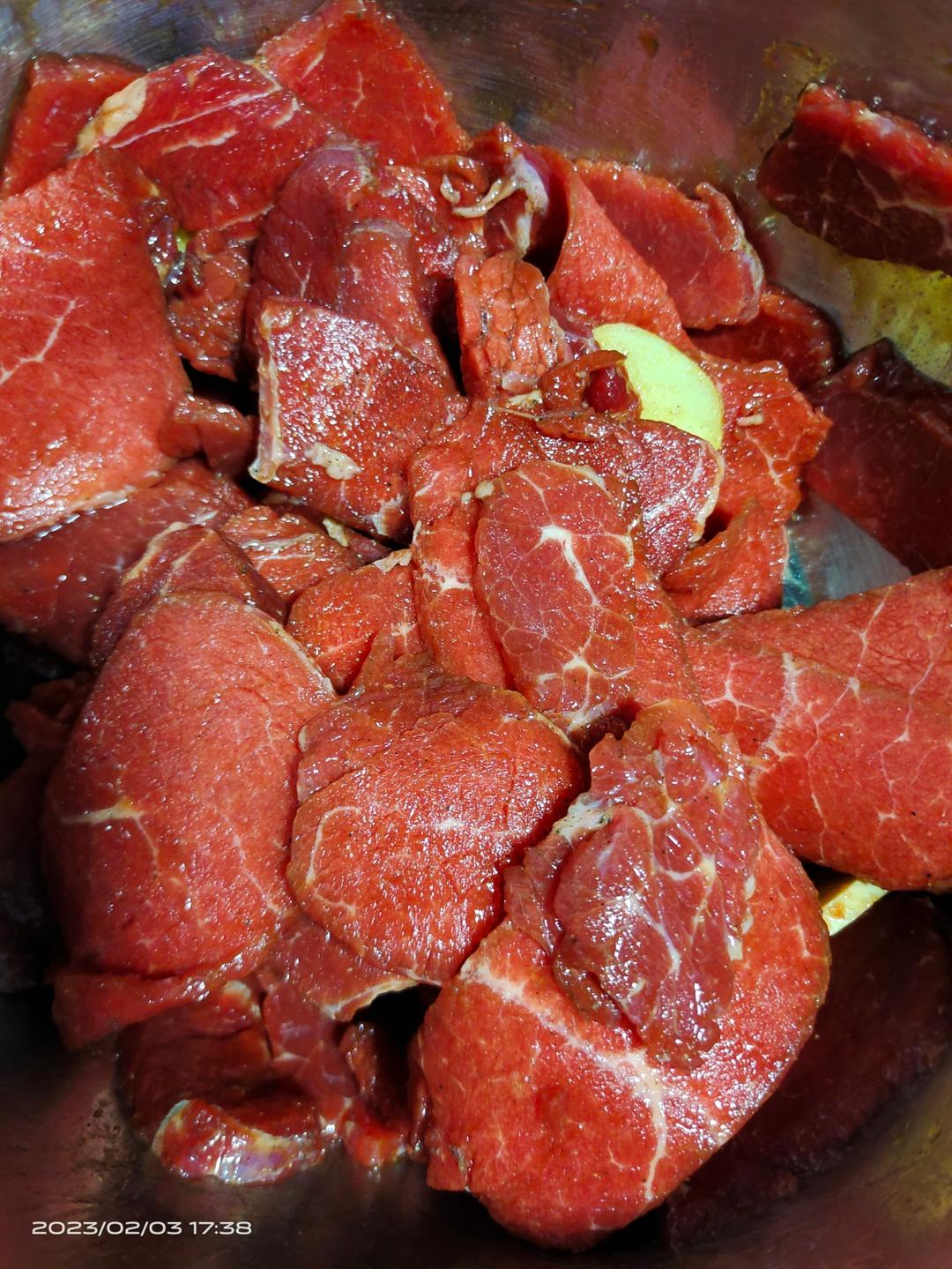 牛肉嫩滑的腌制秘籍（淀粉腌制法，小苏打腌制法）