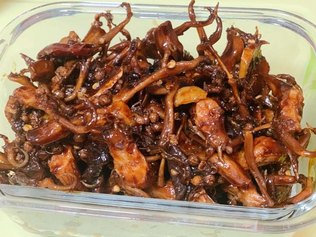超级好吃麻辣酱鸭舌