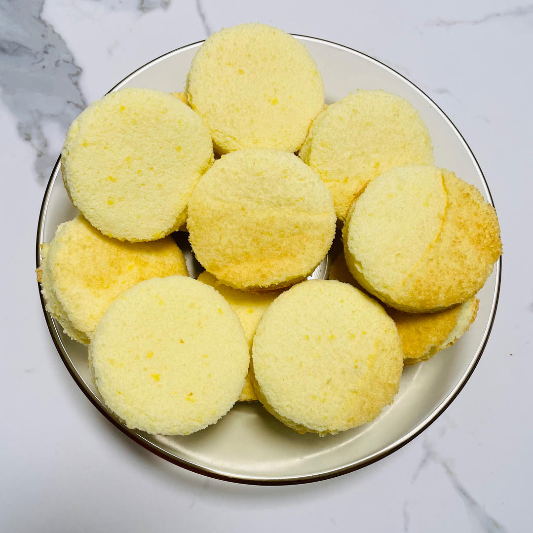 【小高姐】蛋糕卷 技巧分享 卷起容易 不会开裂