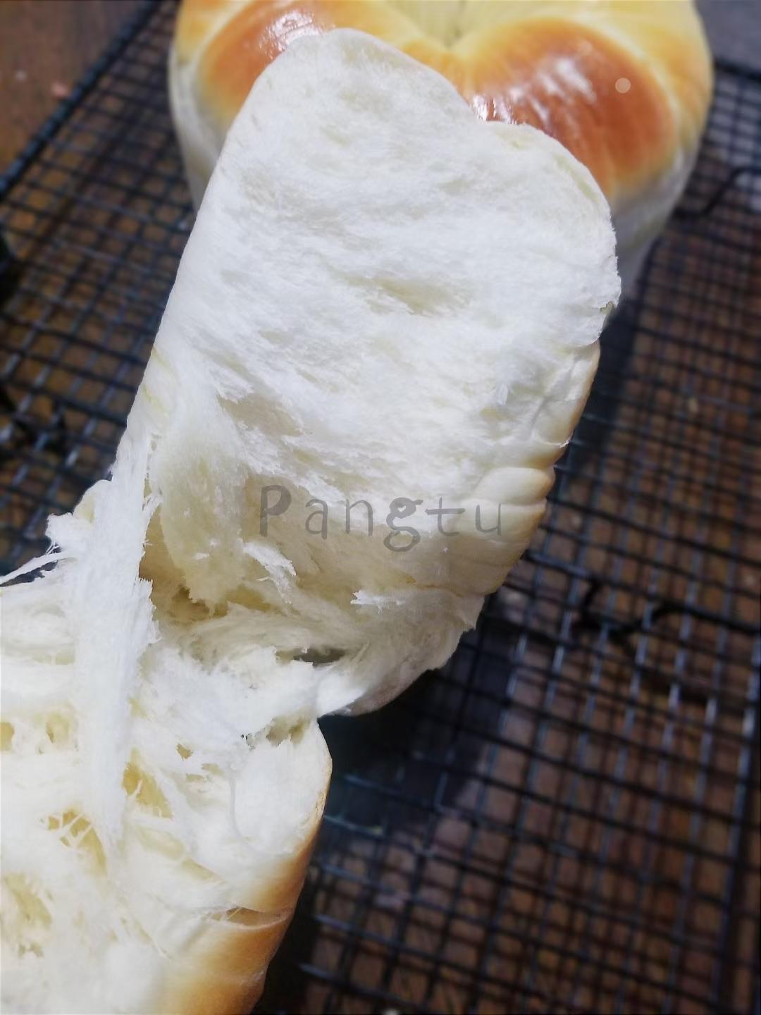 纯奶手撕吐司的做法 步骤1