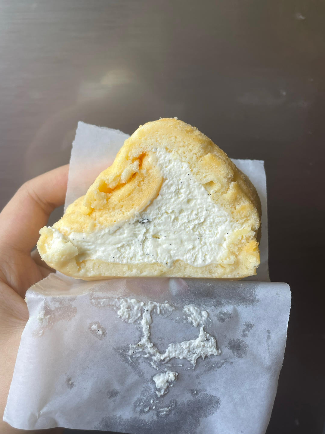 超详细的瑞士卷奶油蛋糕卷原味蛋糕卷的制作方法 饱满不掉皮不开裂（附模具换算方法）