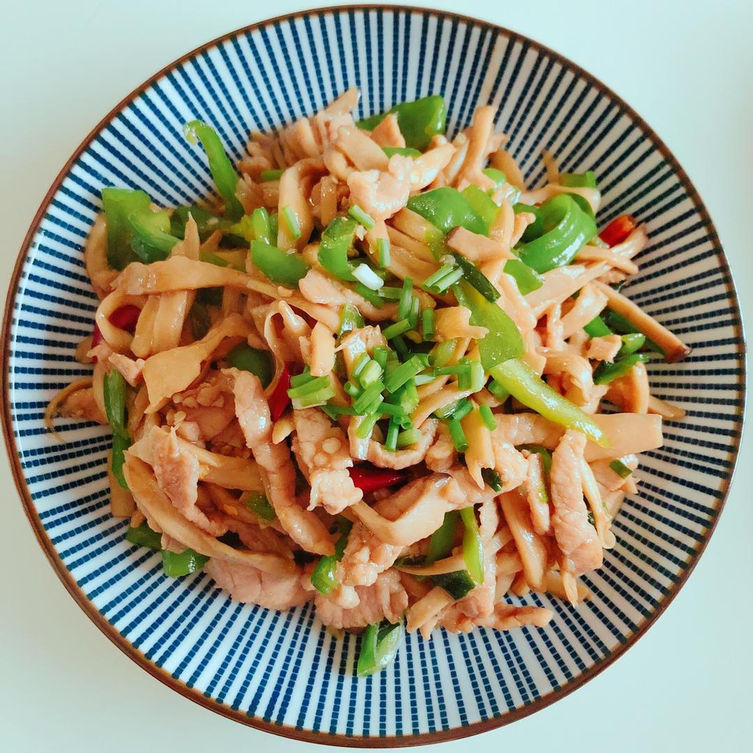 手撕杏鲍菇炒肉