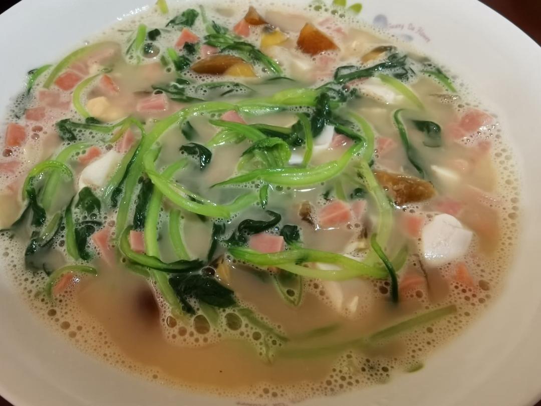 鲜掉眉毛的超快手素食上汤鸡毛菜