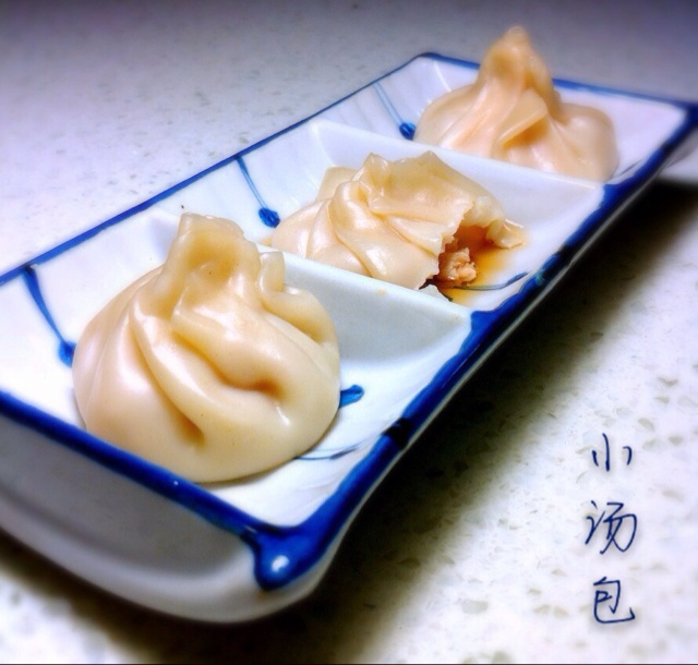 光光小汤包