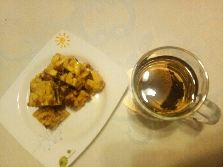 （视频食谱）自制沙琪玛／萨其马