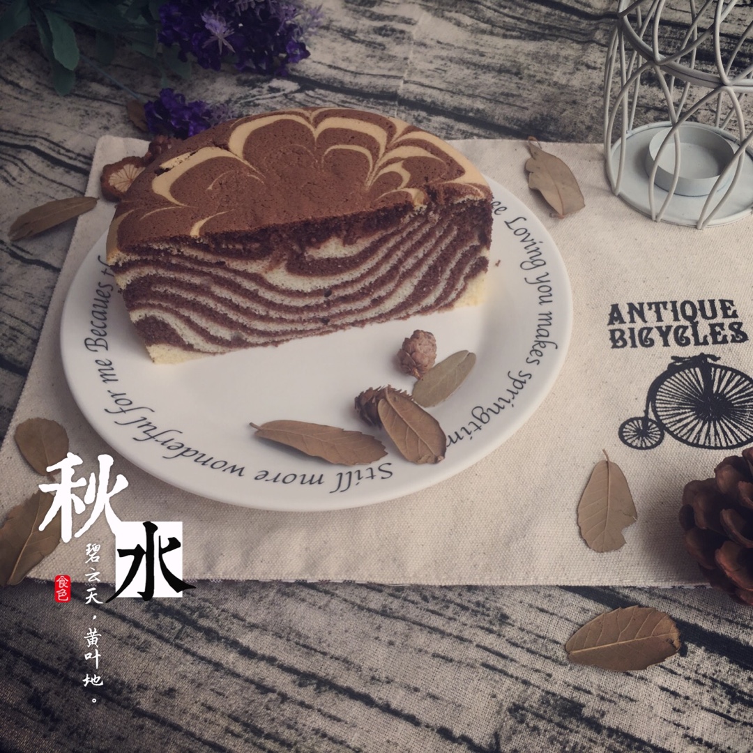 双色拉花戚风蛋糕