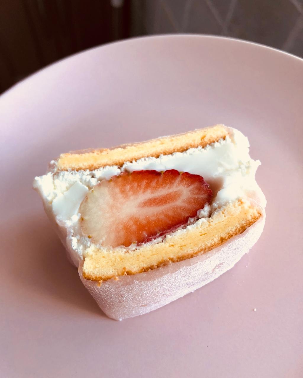 草莓白玉卷【曼食慢语】