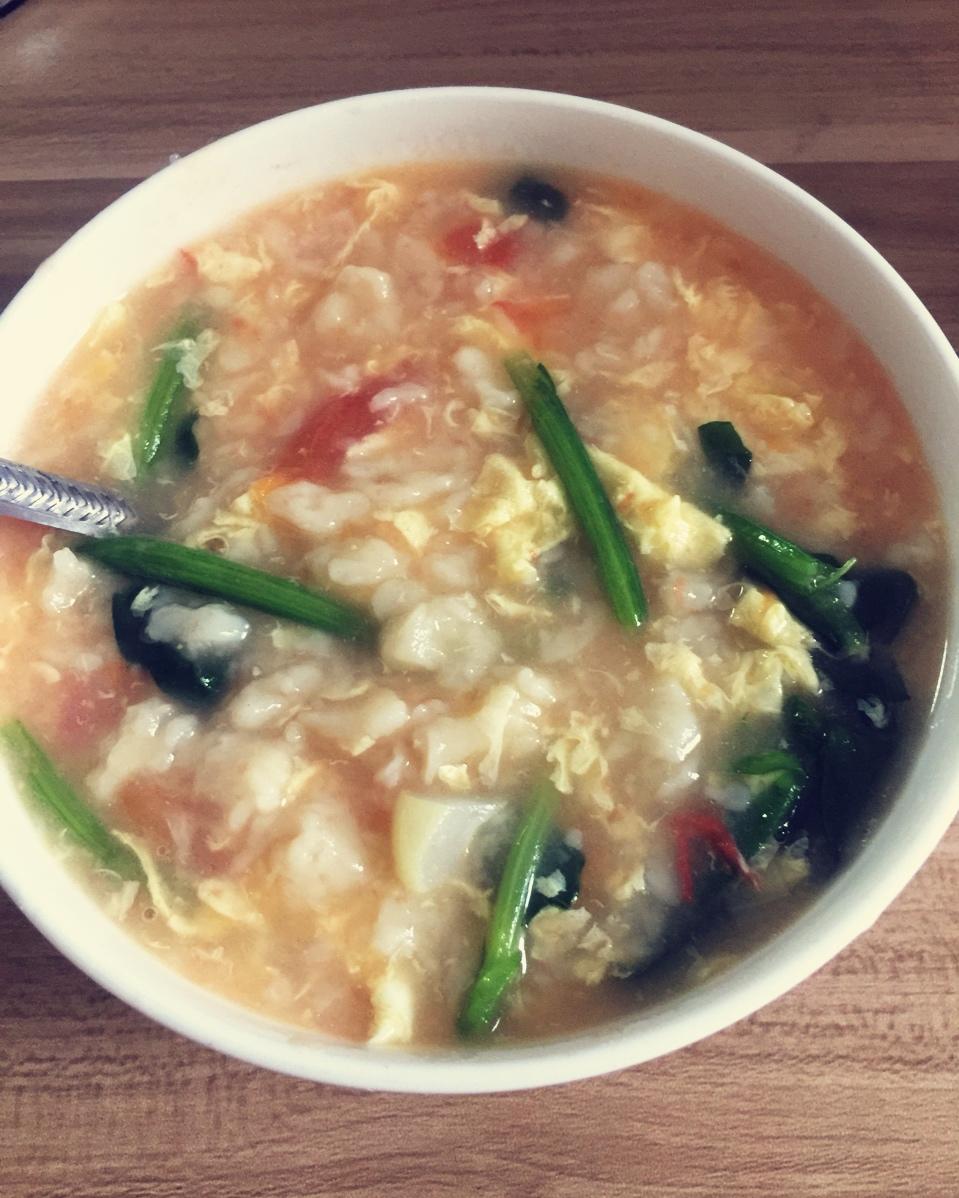 西红柿鸡蛋疙瘩汤