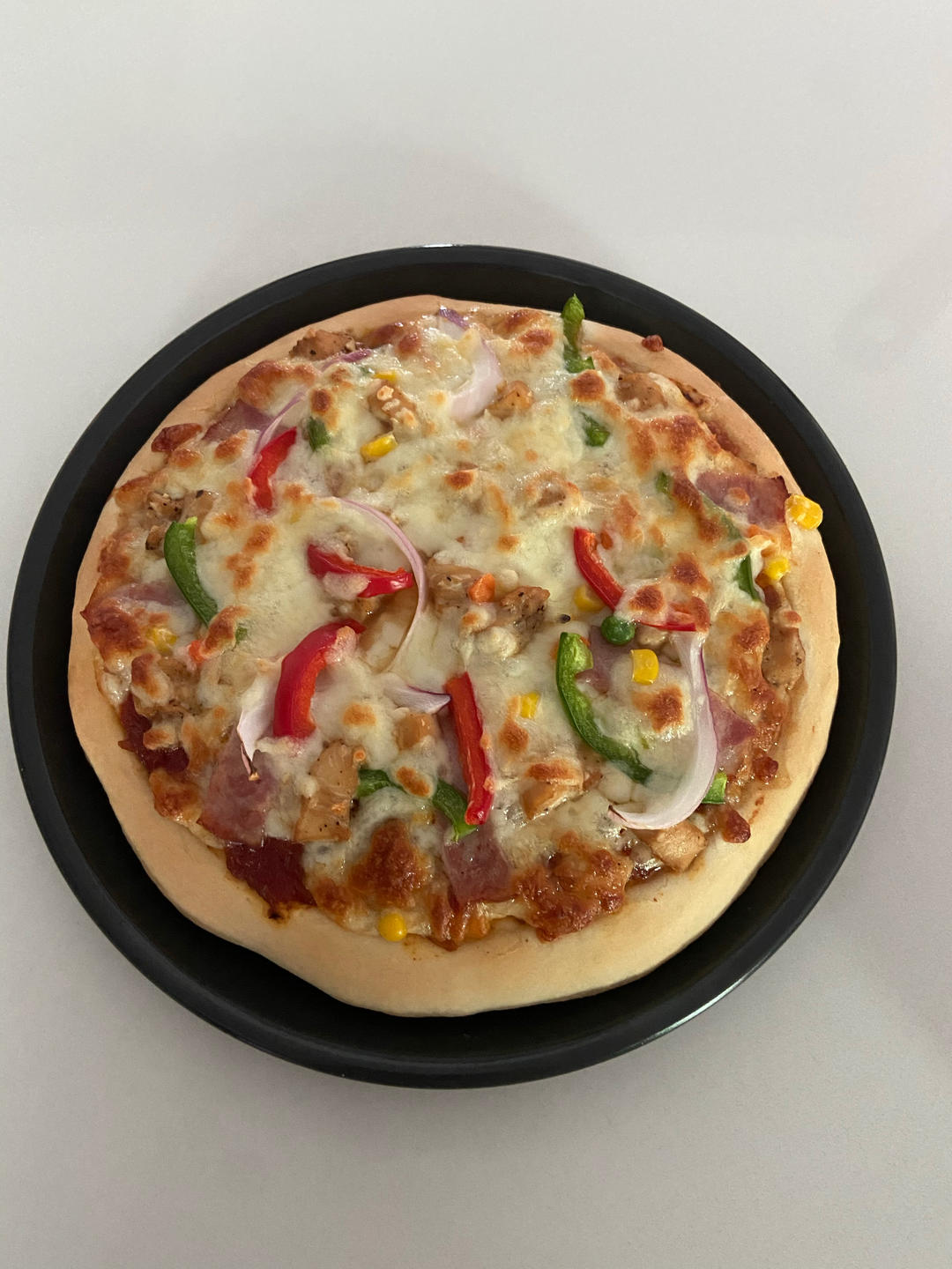 黑椒鸡肉蔬菜披萨