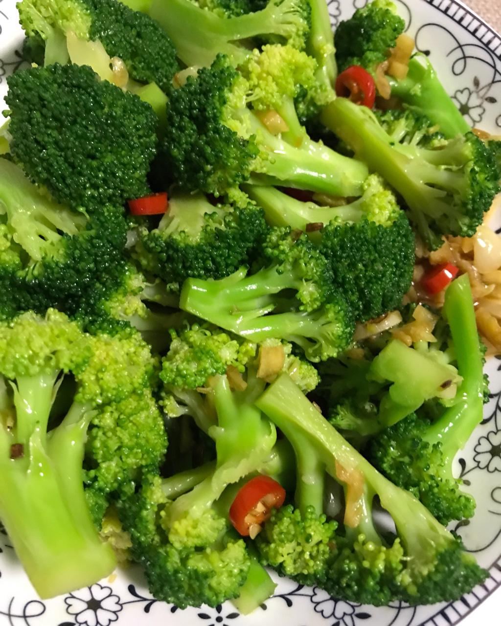 或活或_做的凉拌西兰花-辣的