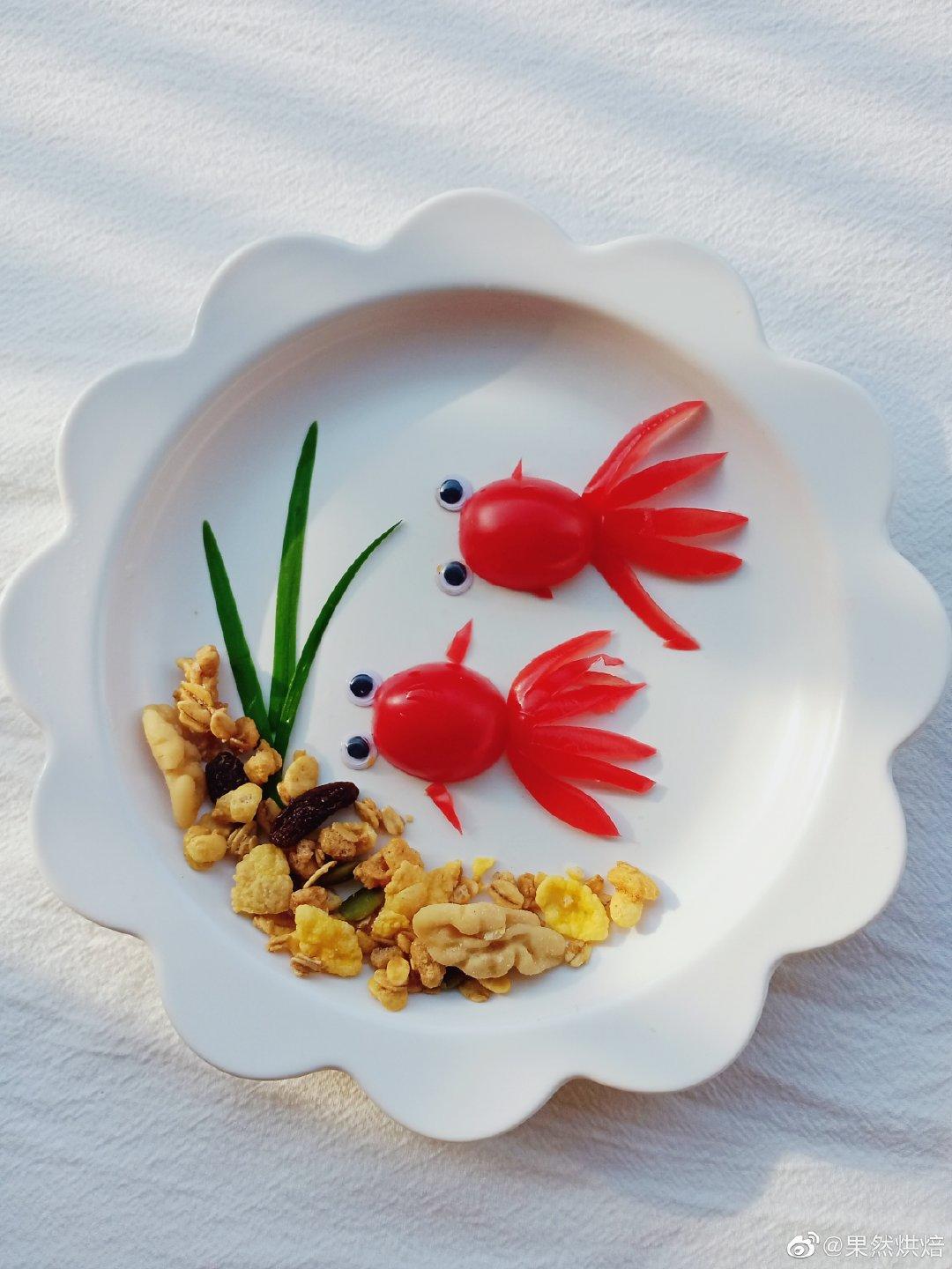 儿童早餐水果拼盘