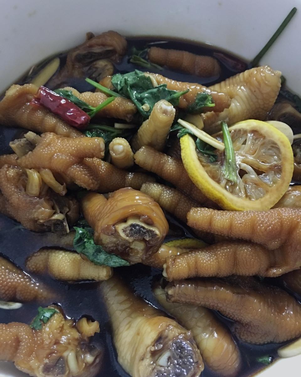 网红柠檬酸辣鸡爪