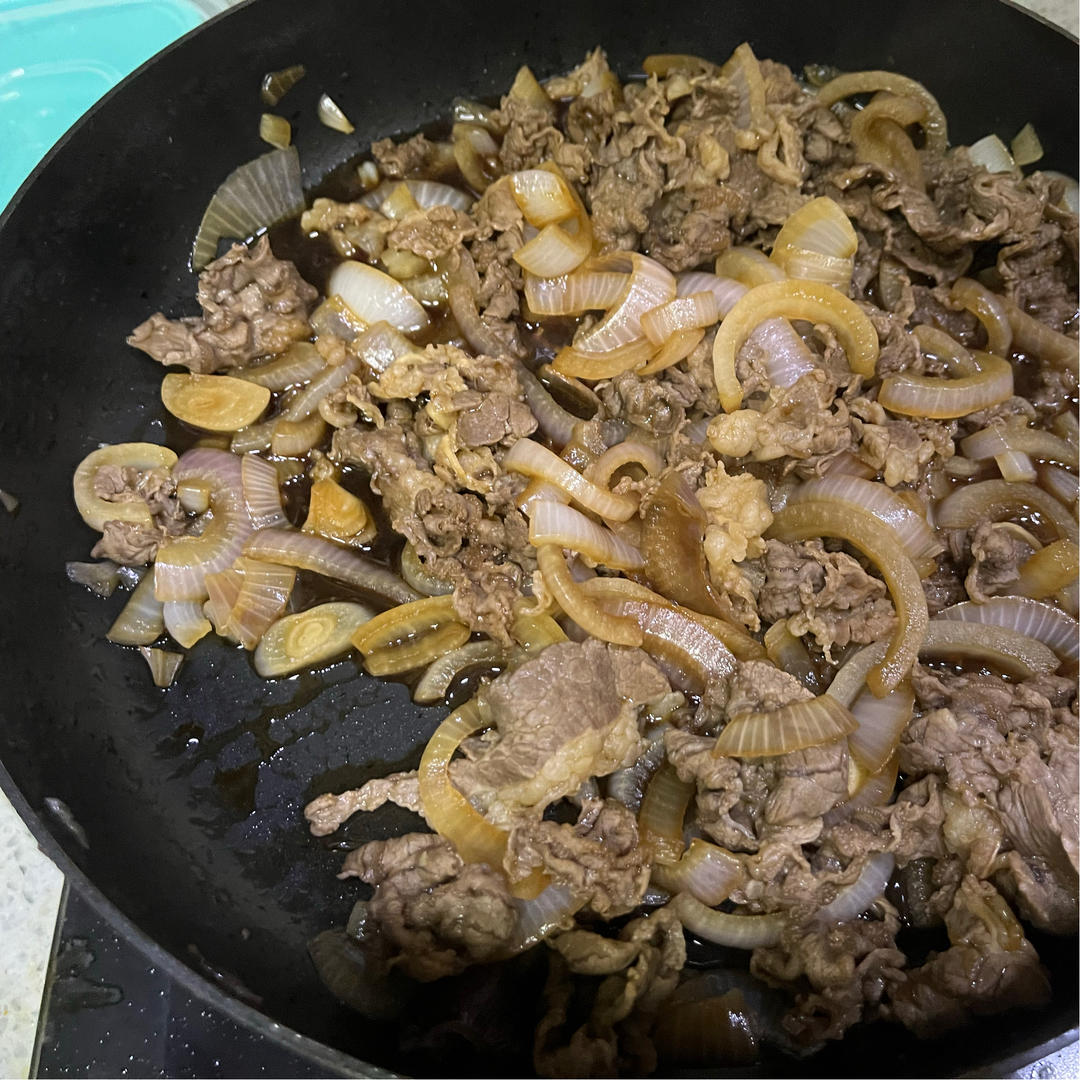 这大概是最接近日料店的照烧肥牛饭了