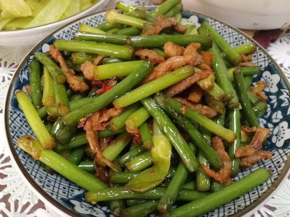 蒜薹炒肉丝