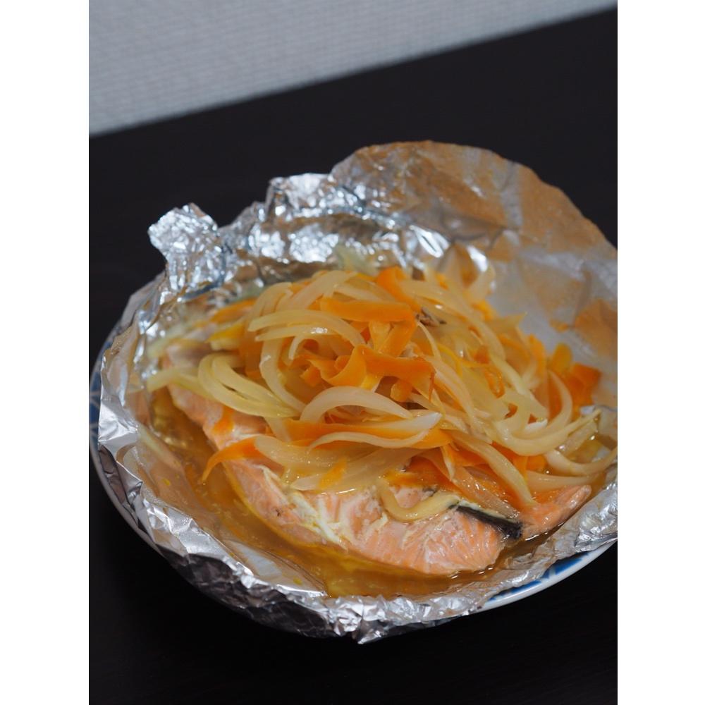 锡纸烤三文鱼  （Salmon Baked in Foil）