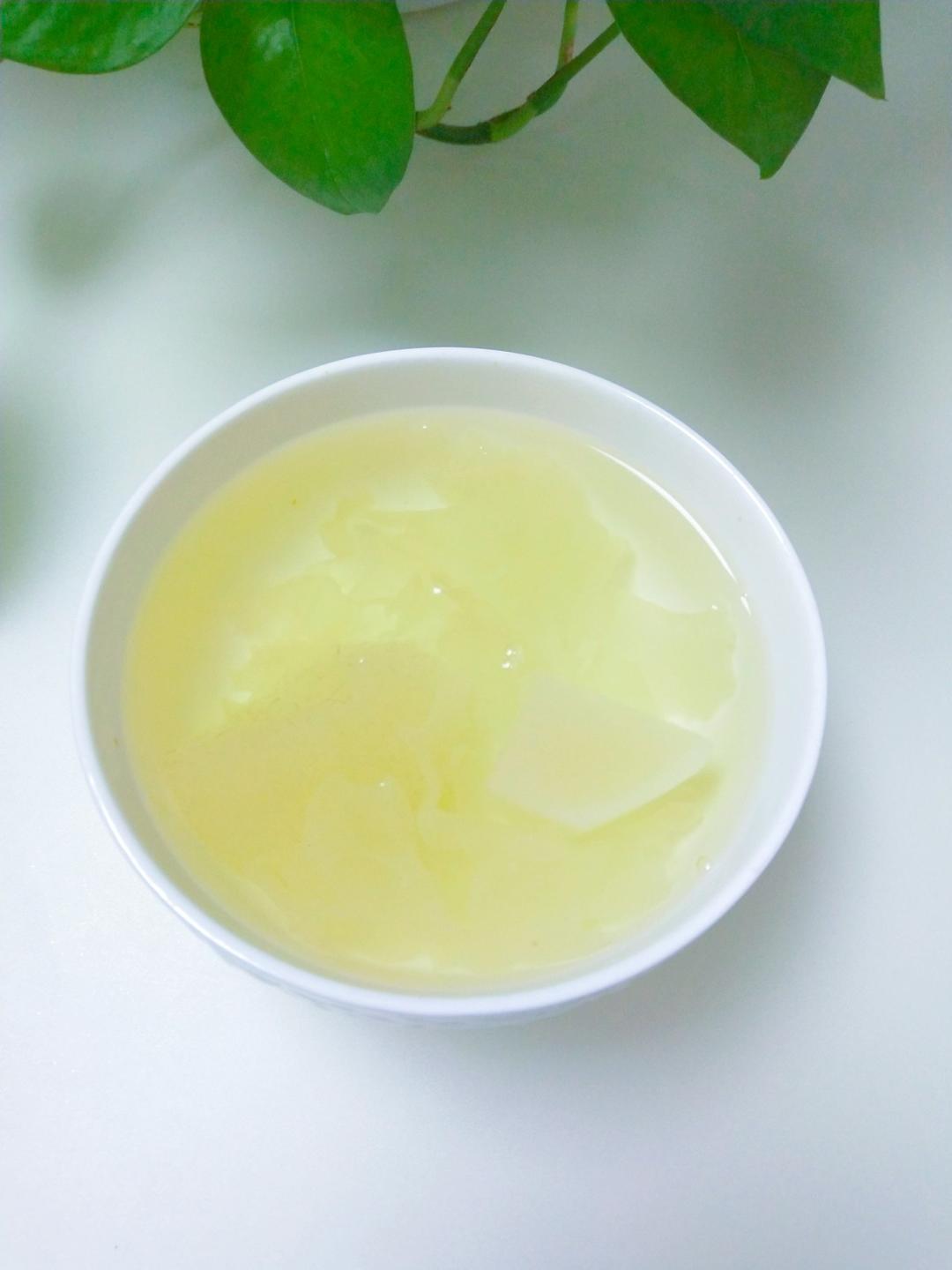 美丽的mjj做的银耳雪梨白萝卜汤