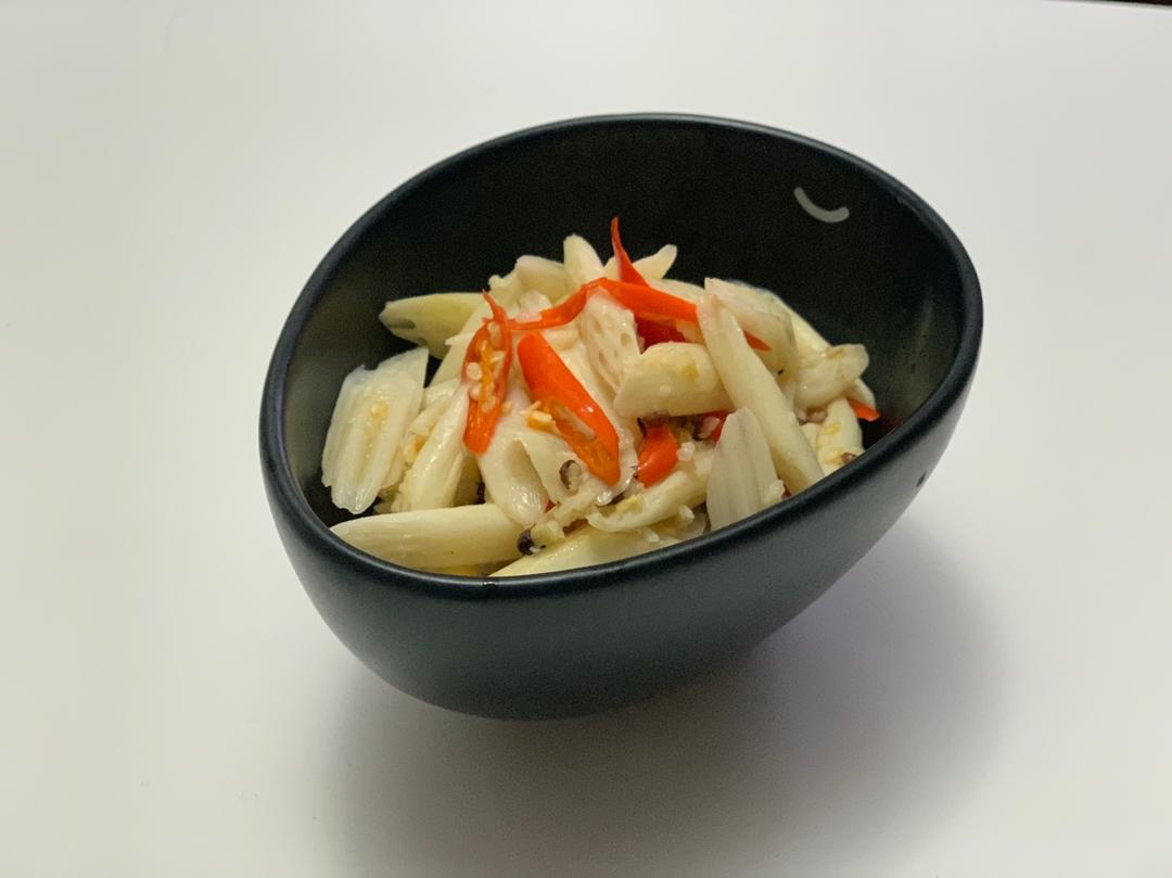 酸辣藕带：藕宝宝，原来这么好吃！【曼食慢语】