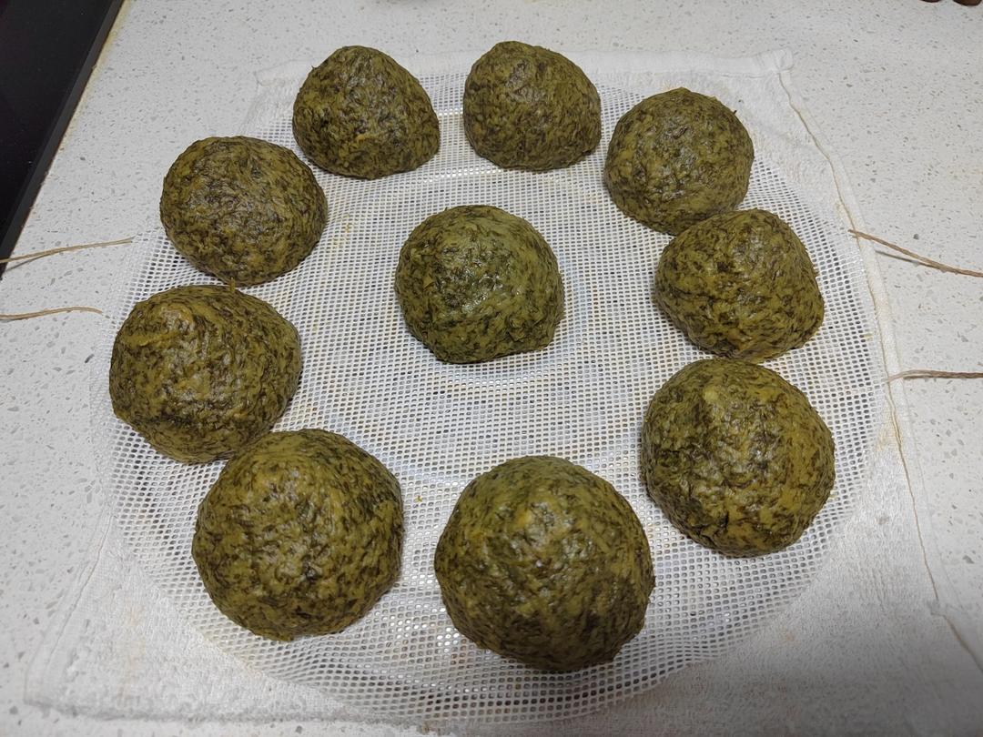 萝卜缨子窝窝