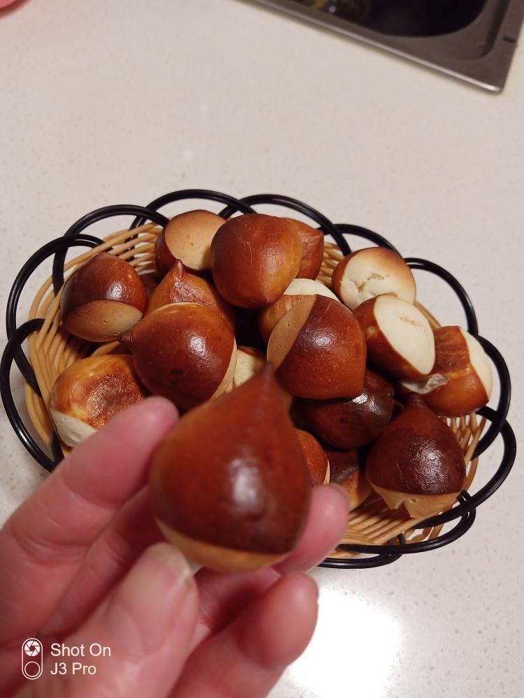 举个栗子｜超可爱的mini 栗子碱水面包