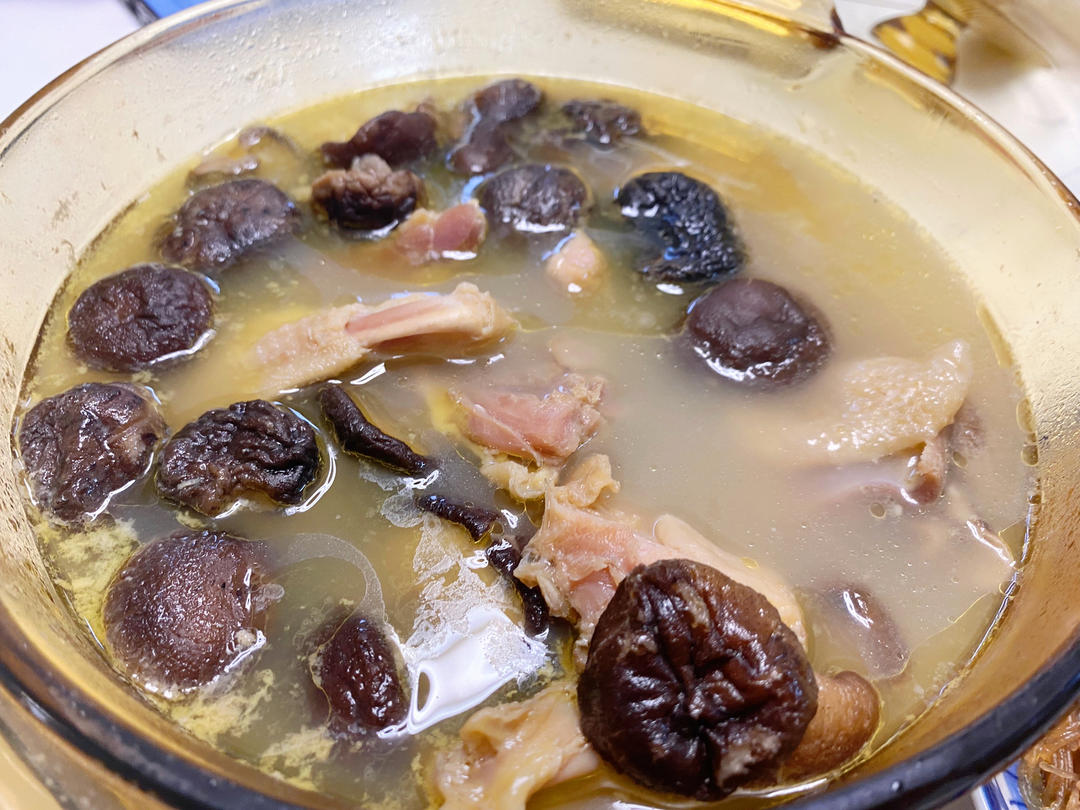 咸鸡汤煲