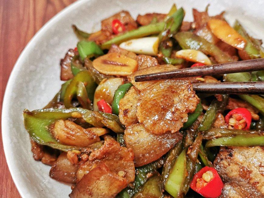 农家小炒肉【记忆中勾魂的油汤】