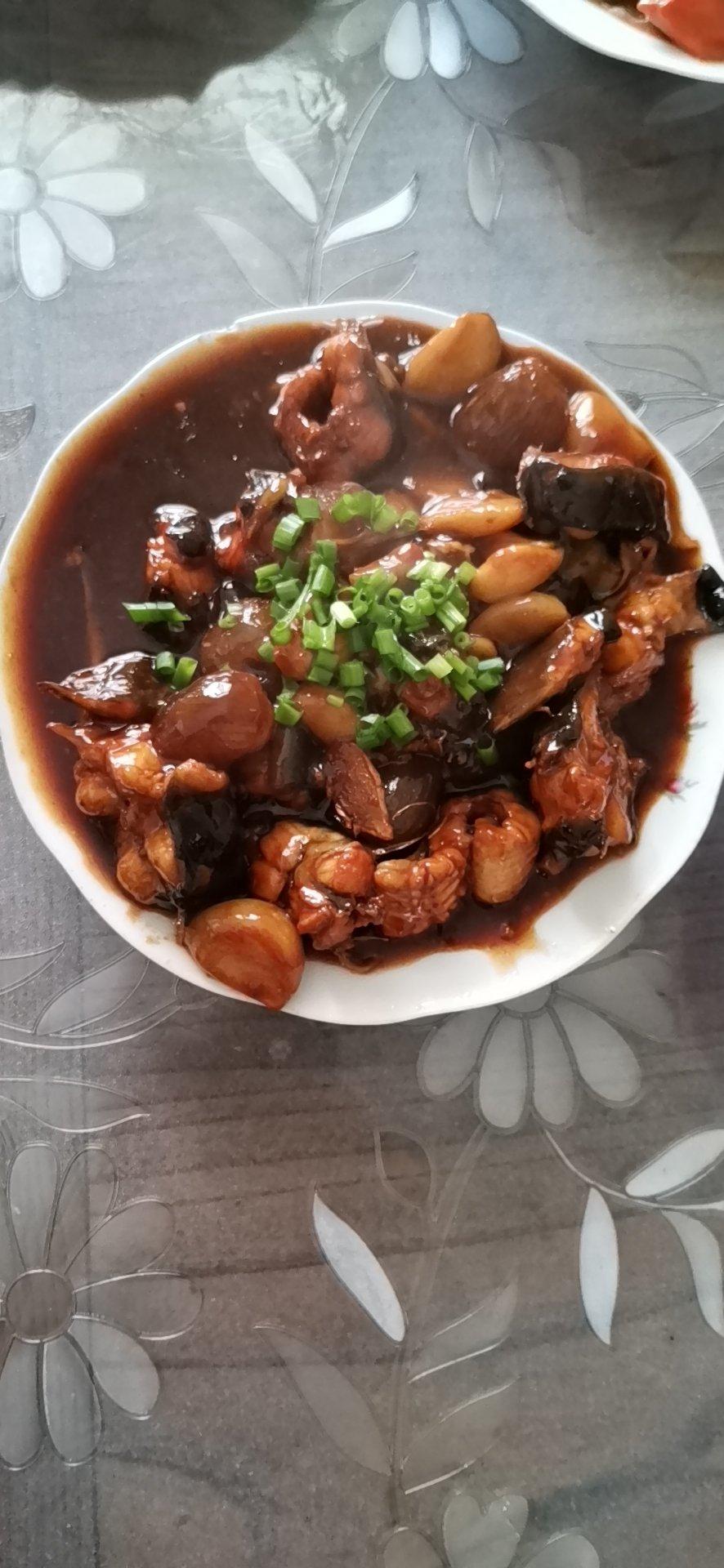 红烧河鳗鱼(小孩子爱吃，大补) 补虚养血 - 祛湿 - 保健 - 保护肝脏 - 恢复精力 - 预防心血管疾病