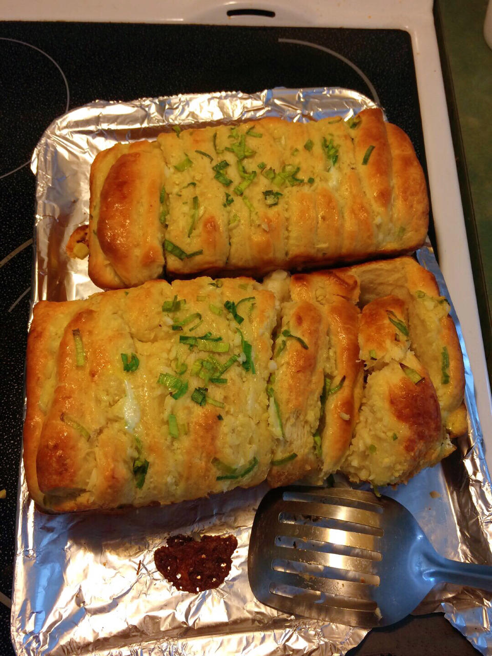 椒盐蒜香手撕包（手揉膜）