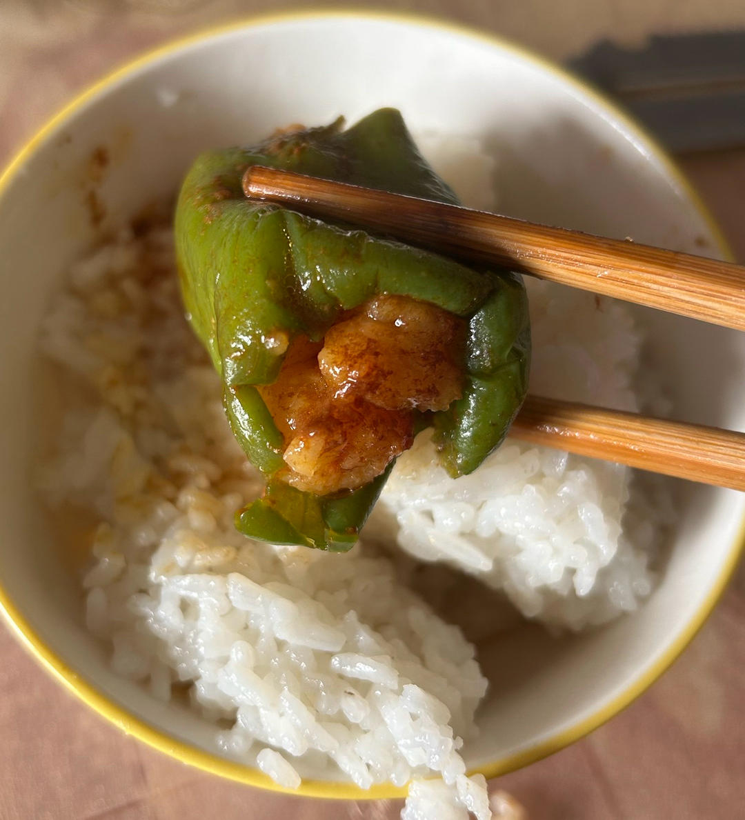 超下饭的青椒酿虾滑