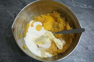 奶油红薯泥的做法 步骤2