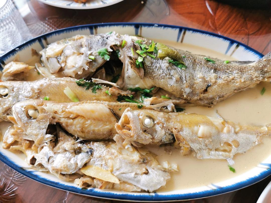 红烧黄尾鱼🐠