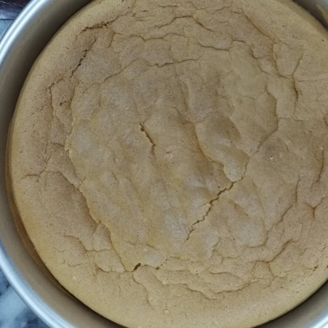 烤箱做蛋糕（戚风蛋糕的做法）