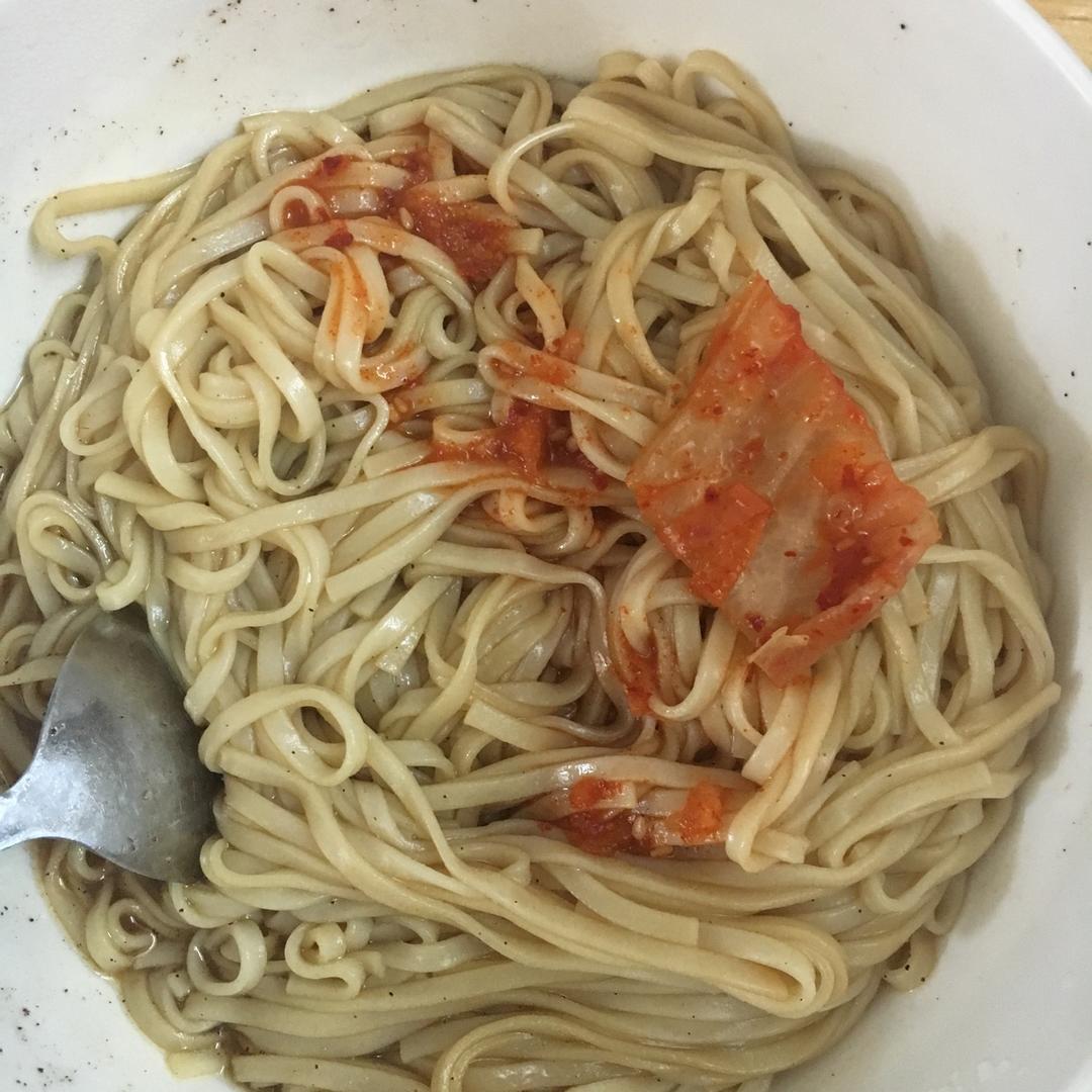 超级无敌美味懒人酸汤麻辣面（十分钟搞定色香味俱全）