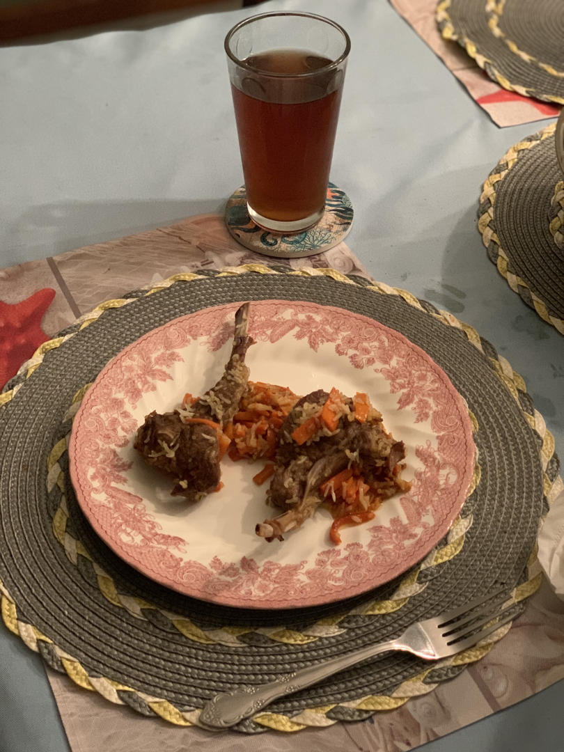 新疆羊排抓饭