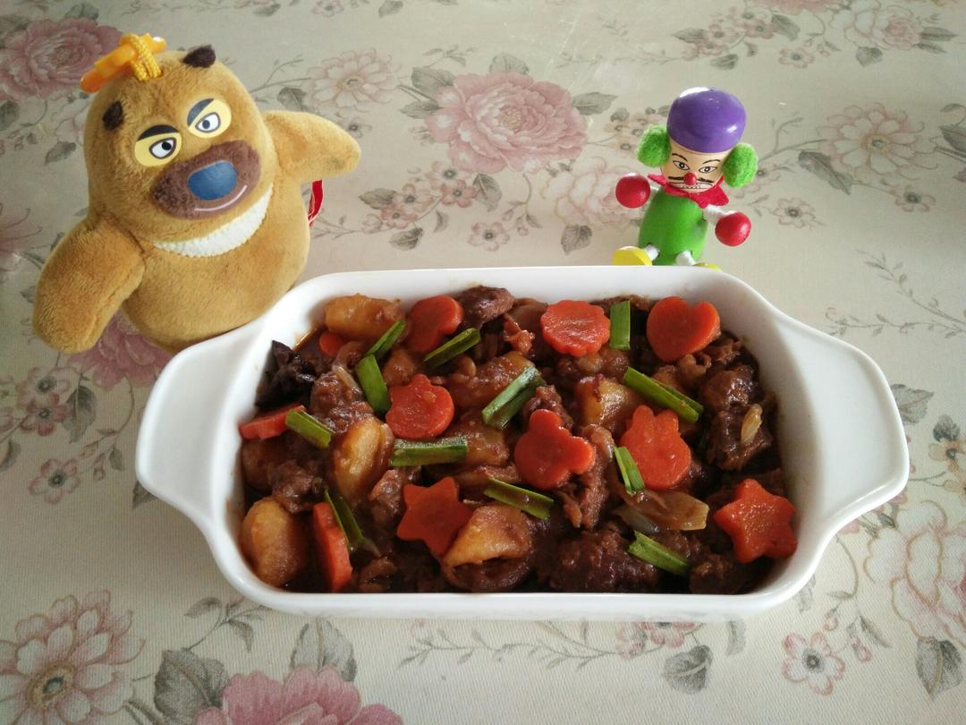 红烧牛肉土豆 （独家秘制）