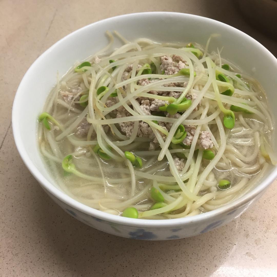 豆芽肉末汤面