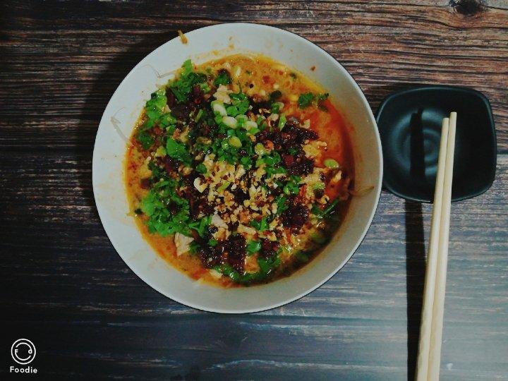 厨师长教你：“水煮肉片”的正宗做法，这味道真的很四川