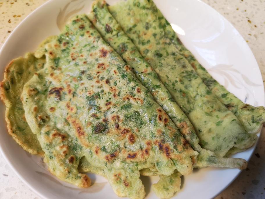 芹菜叶也很美味（芹菜饼）的做法