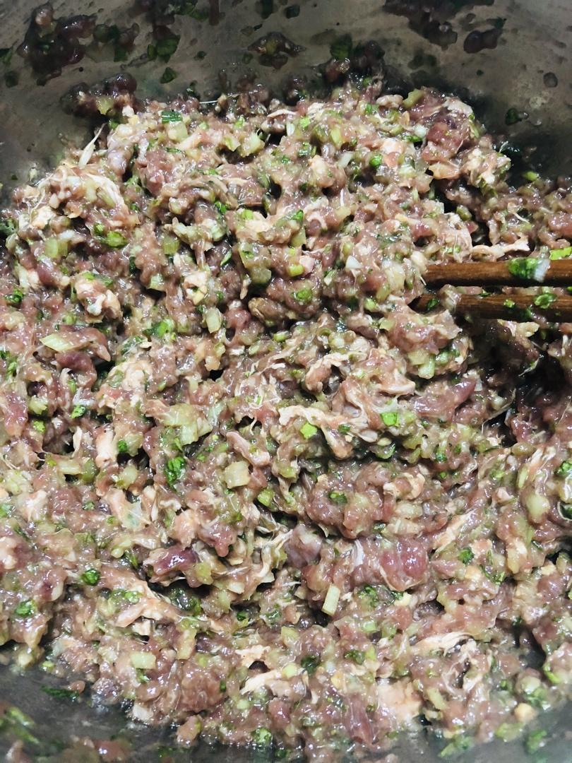 大葱牛肉饺子馅、包子馅